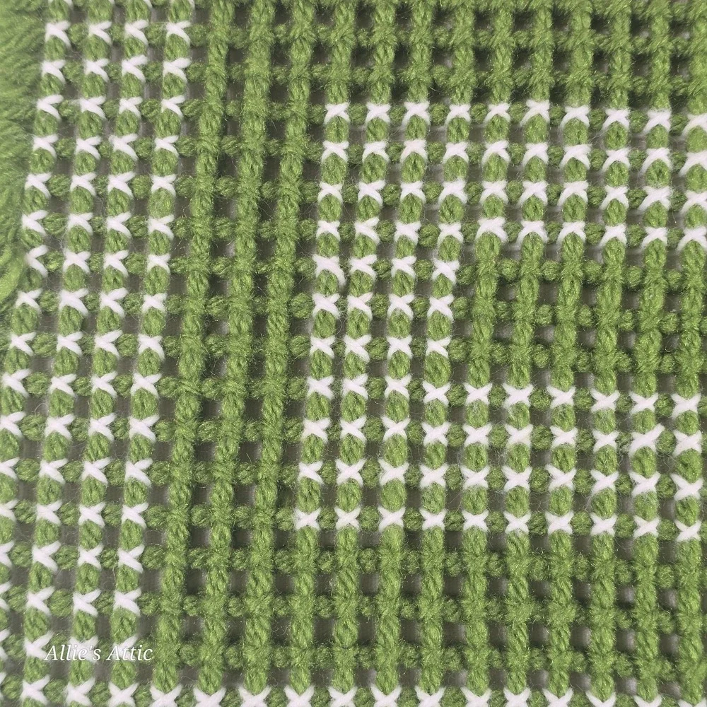 4 Handmade Crocheted Vintage Placemats Green White Kitchen‎ Dining 70s Decor